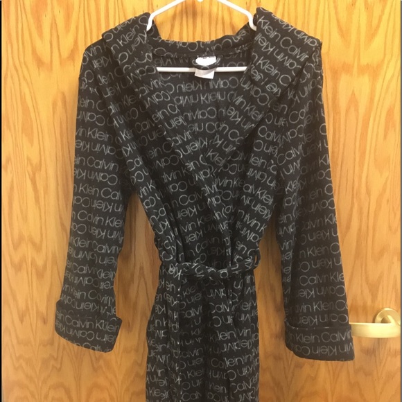 Calvin Klein boys robe xl 16-18 - Picture 1 of 4